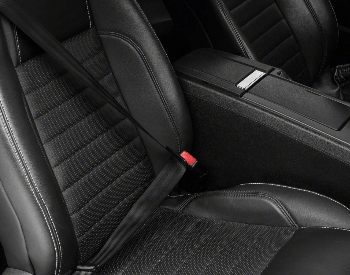 A picture of a three point seat belt