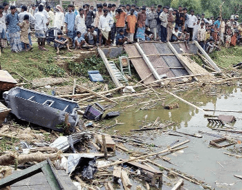 Picture 5 of 6 - Damage from the Daulapur-Saturia Tornado.