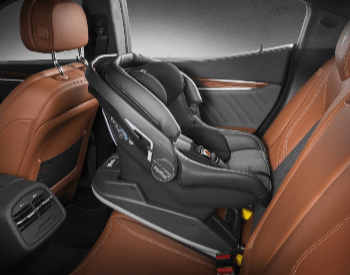 A picture of a car seat for a baby