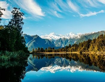 A picture of a lake that contains freshwater