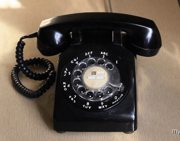 A picture of a 20th century rotary telephone
