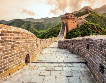 A picture of the Great Wall of China's long pathway