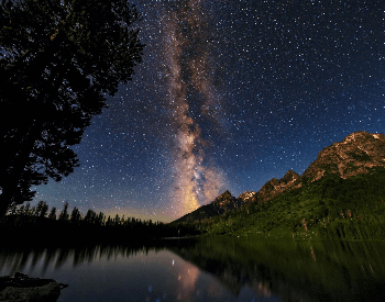 A beautiful picture of the bright band of the Milky Way Galaxy in Wyoming