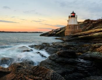 A picture of Castle Hill Lighthouse, a famous lighthouse in Rhode Island
