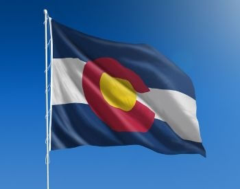 A picture of the U.S. state flag of Colorado