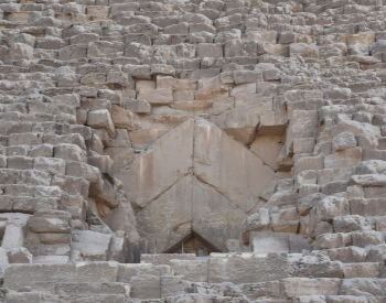 A picture of the entrance to a Giza Pyramid