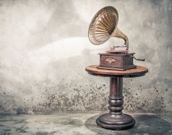 A picture of a phonograph, one of the inventions of Thomas Edison