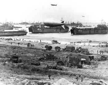 A picture of the Allies beachhead in France on June 6th, 1944