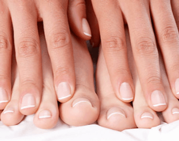 A picture of human nails, both on fingers and toes