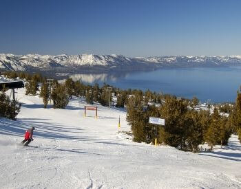 A picture of Lake Tahoe during the winter