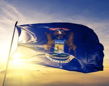 A picture of the flag of the U.S. state of Michigan