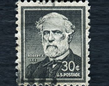 A picture a commemorative Robert E. Lee stamp