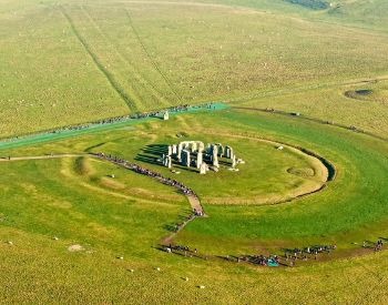 A side ariel picture of Stonehenge