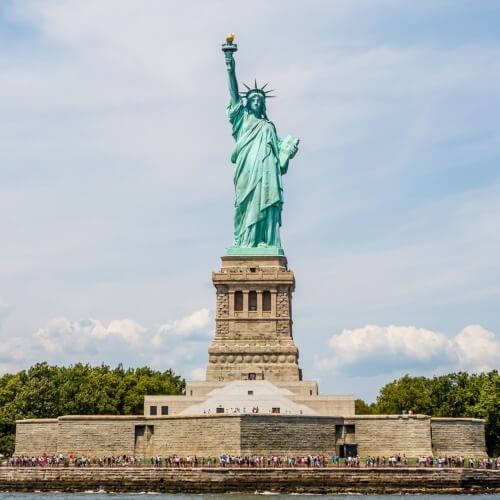 A Picture of the Statue of Liberty