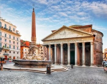 A street view picture of the Pantheon in Italy