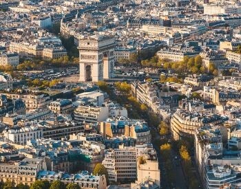 Another picture of the Arc de Triomphe taken by a drone