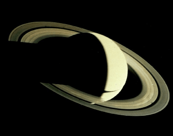 The first photo of Saturn and its rings by Voyager 1 in November 1980.