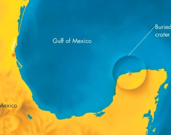 A diagram showing where the size and location of the Chicxulub crater
