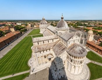 A picture of the view from the Leaning Tower of Pisa