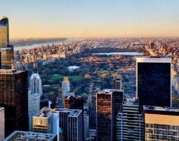 A picture of the view of Central Park from a building